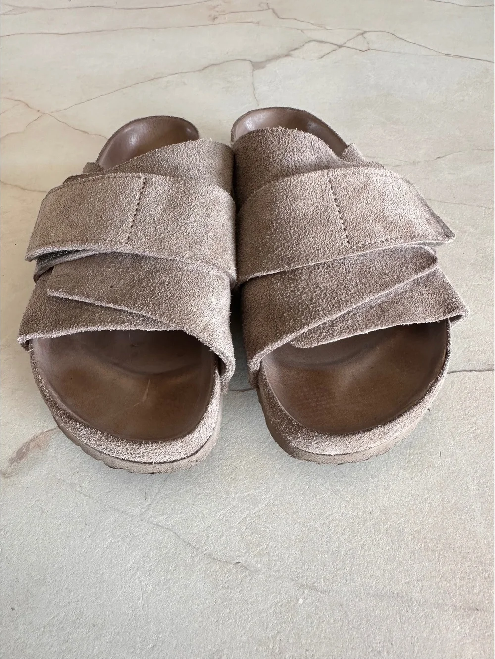 Birkenstock Kyoto Suede Leather Sandals in Gray Taupe Women’s size 39 8-8.5